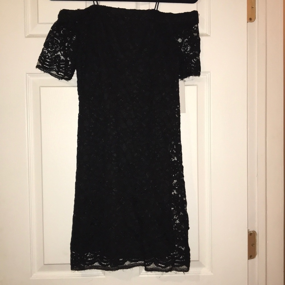 black lacey party dress!! NEVER WORN WITH TAGS!!